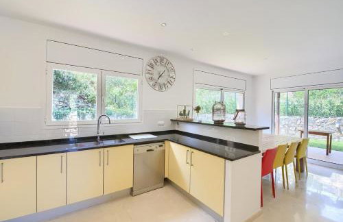 Villa with Pool Ac and Sea View - Foto 7