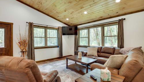 half Mi to Lake Arbutus Cabin with ATV Trail Access - Foto 2