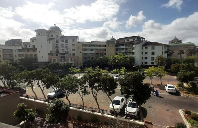 The Island Club by Smart City Stays - Photo 65