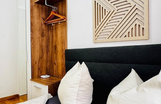 Comfy 4BR 10 Min Transport to Stadthalle - Photo 15