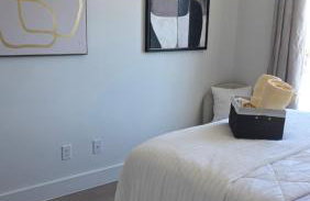 New Luxury 5BR 7BD Home Near Airport, Sleeps 10 plus - Foto 61