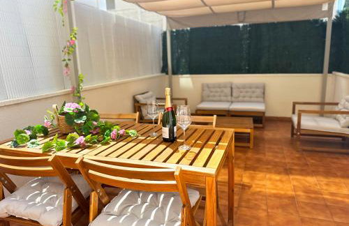 Apt con chill-out, piscina en la azotea a 5 min de la playa y parking privado - Foto 24