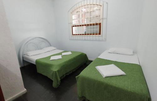 Cabo Frio, casa estilo colonial, ampla e confortável. - Foto 15