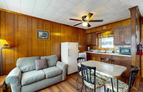 Timberlane Lodge- The Musky, Bluegill & Walleye - Foto 26