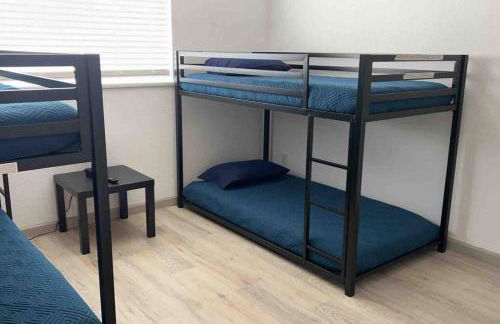 Spacious Getaway! Pool, Spa, Sleeps 9 - Foto 22