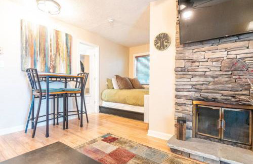 First floor, Studio, Resort Access, Portable AC - Foto 1