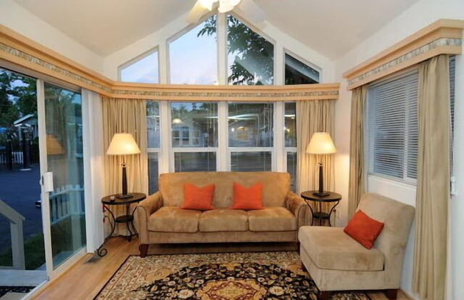 Arden Acres Executive Suites and Cottages - Foto 27