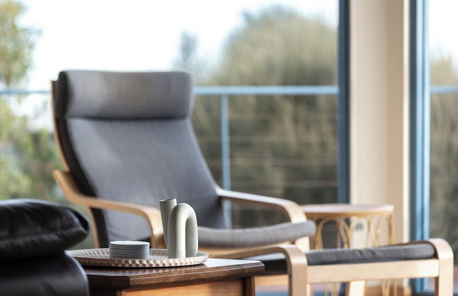 Waterline - Photo 16