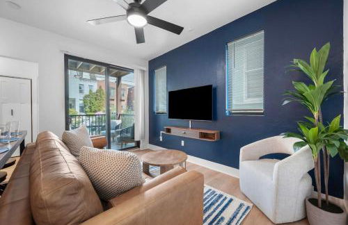 PFR Suites - Highland, 3BR 2BA Shadyside Condo, ADA, 2 Decks and Off-Street Parking - Foto 29