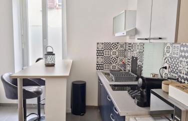 Tour Ouest - T2 entre Cité Médiévale et Bastide - Foto 4