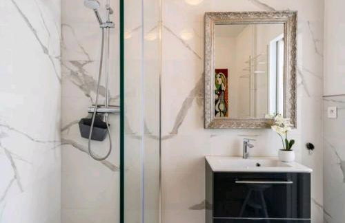 Design loft Studio climatisé parking et piscine - Foto 15