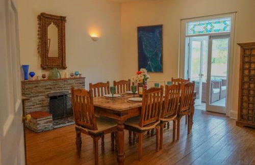 18th-Century Farmhouse with Countryside Views - Foto 33