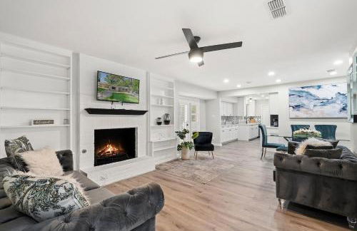 Cozy 5BR Home Sleeps 12 Near Downtown Austin and Tesla - Foto 45