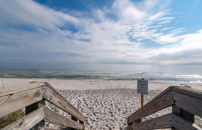 1br/1ba Sleeps 4 Near Beach w/ Breathtaking Ocean Views - Photo 35