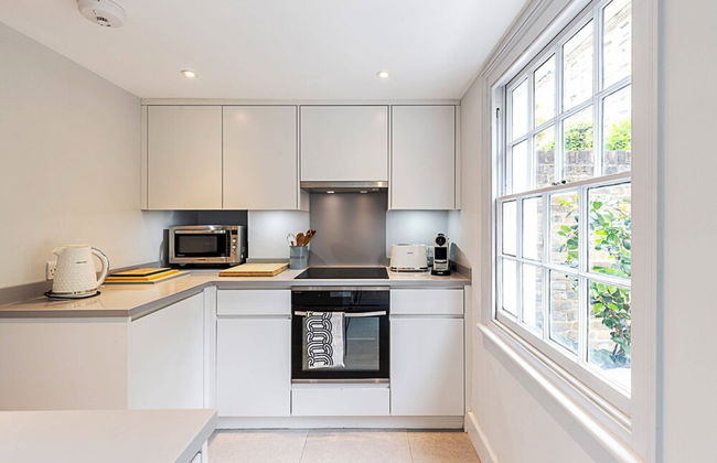 Renovated Historic Home & Garden in City Enclave - Foto 10