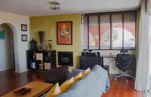 Villa con piscina climatizada y vistas al mar - Foto 6