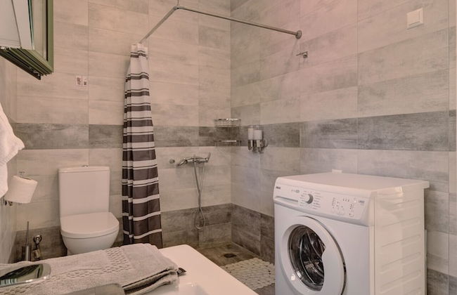 Ouzo Stone Studio - Photo 10