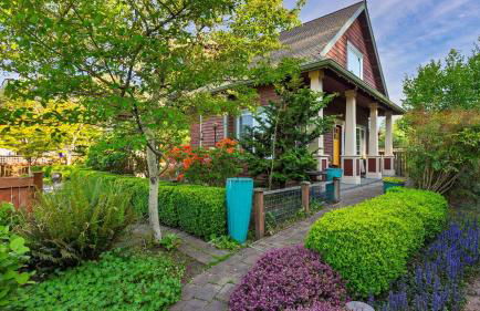 Sunny Backyard Fireplace Coastal Access in Peaceful Neighborhood Near Shopping - Photo 25
