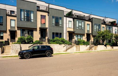 Brand New City Views Karaoke Room Near Downtown - Foto 33