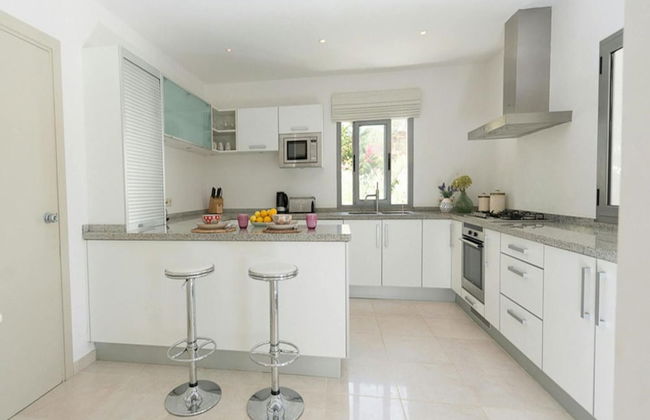 Exquisite Villa With Parking Space - Foto 8