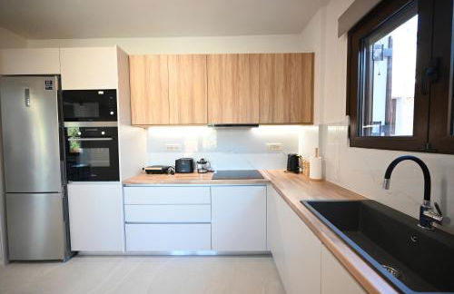 Unick Avra Luxury Living - Photo 7