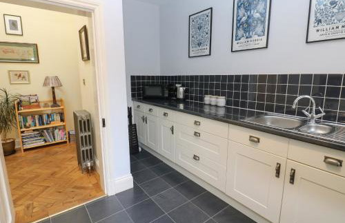 Plum Tree Cottage - Photo 11