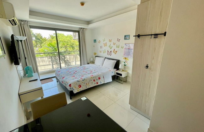 Laguna Beach Resort 2 by PSR ASIA - Photo 12