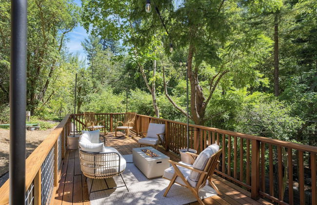 Mill Creek by Avantstay Modern Design, Patio, Hot Tub - Foto 27