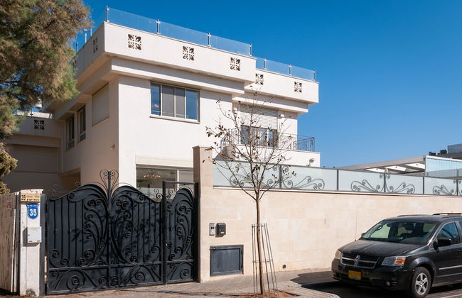 Luxurious Villa with great location - Foto 55