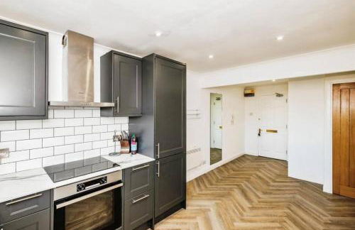 Modern coastal 1 bed flat in Shoreham - Foto 7