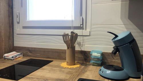 Studio 25 m2 Le Jasmin centre-ville, parking et balcon - Foto 5