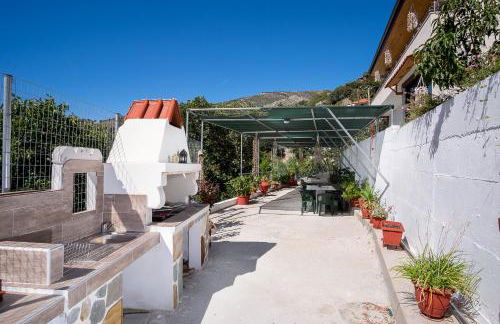 Traditional House Maries - Photo 8