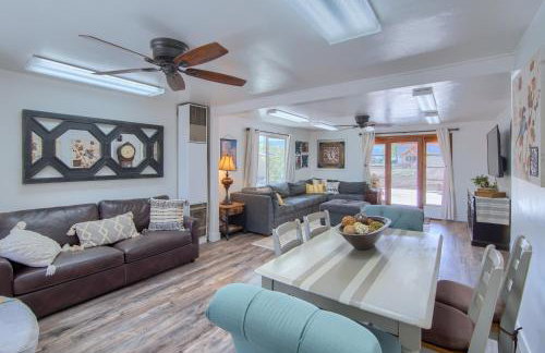 Group Getaway w/ Mtn Views: Home in Circleville! - Foto 1