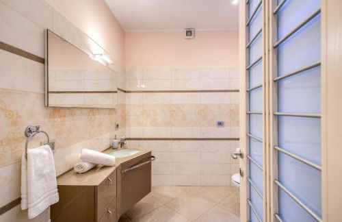 La Dolce Vita Of Via Veneto - Prestigious Apartment With Wonderful Terrace In the Historic Center - Foto 30