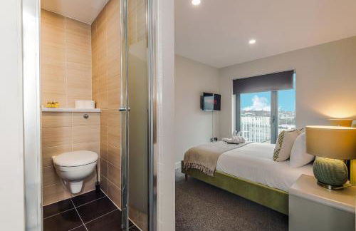 Luxury 2-Bed Apt by Royal Albert Dock & M&S Arena - Foto 19