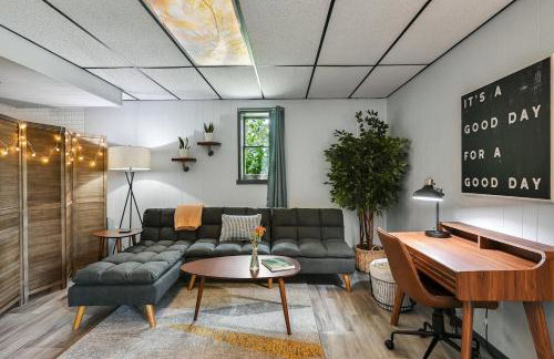 Romantic Garden Studio - 1BR - Indoor Fireplace - Foto 8