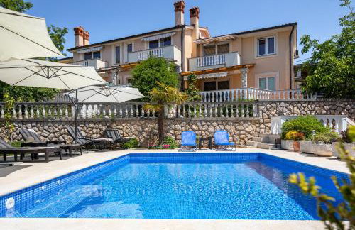 Apartment Krebelj by El-Pi Tours - Foto 8