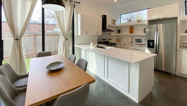 Modern Home Near the University of Texas - Foto 4, Habitación