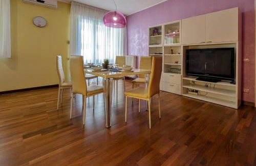 200mt dal mare by WeHostYou Parcheggio Wifi Clima Balcone Bbq - Foto 5