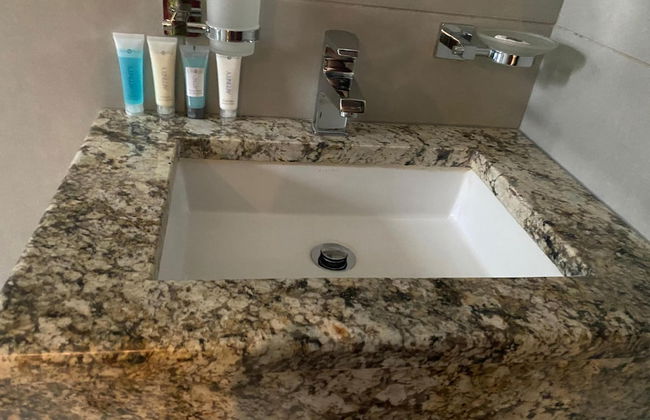 A Pristine B B Located in Belvedere Harare - 2006 - Foto 15