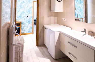 Exclusive Authentic Riviera Villa - Private Pool, Pétanque Court, Panoramic Mediterranean Sea & Estérel Mountain Views - Foto 54