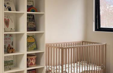 Elegant 4-Bed Townhouse Private Garden Parking - Foto 30