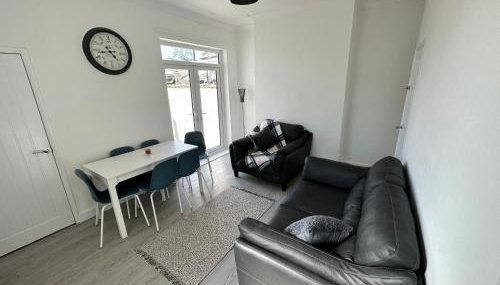 4 bed house off Norton village - Foto 5