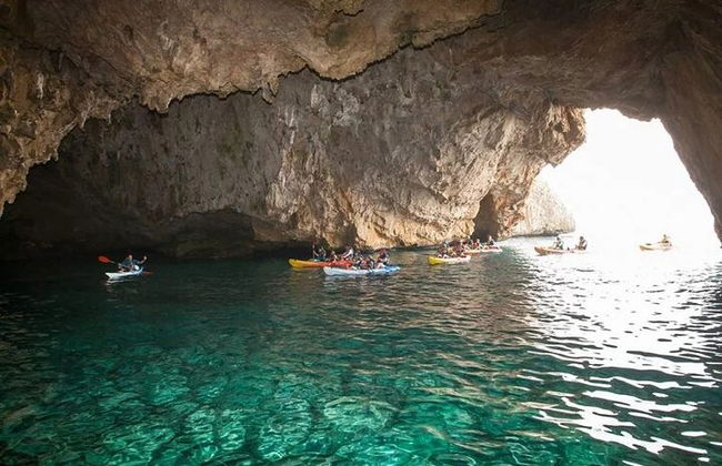 Kayak Javea Guiada Cala Granadella,cueva llop marí,cala en caló - Foto 3
