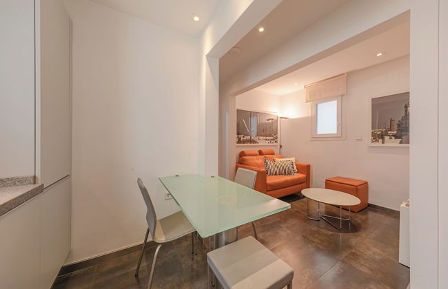 Stay U-nique Apartments Eslava - Photo 24