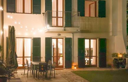 Villa Luminosa, Lake View & Private Parking - Foto 17