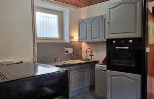 Maison de village en pierres à Chalmazel, idéale pour la nature - FR-1-496-381 - Foto 5