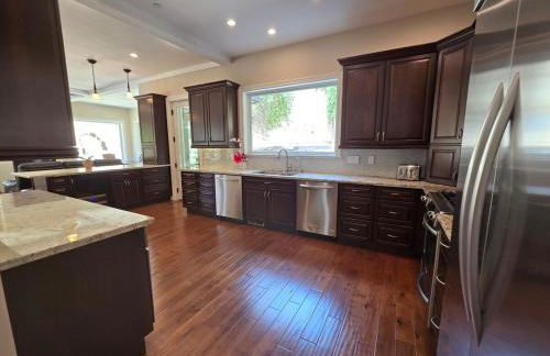 The Alhambra Retreat Gated Spacious Private - Foto 39