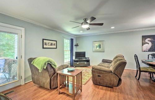 Burke Family Home with Deck and Easy City Access! - Foto 4