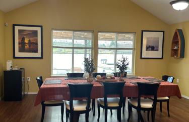 Gearhart Lakefront Vacation Rental - Foto 58